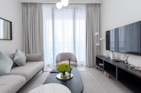 Luxury Escapes - Stylish 2BR Apt with City View in Forte Downtown